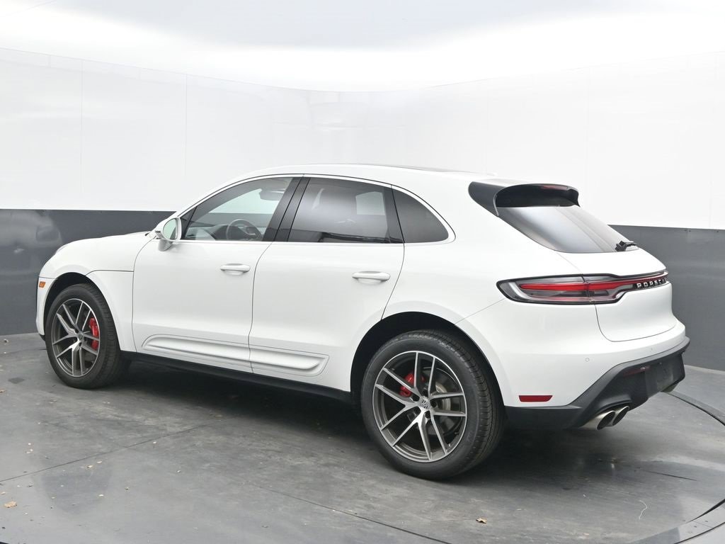 Used 2023 Porsche Macan S image 3
