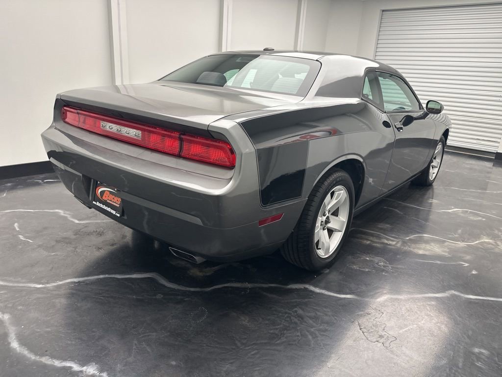 Used 2012 Dodge Challenger SXT w/ Sound Group image 3