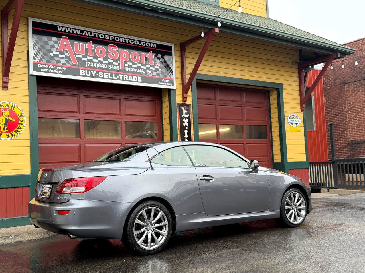 Used 2015 Lexus IS 250C 250 image 5