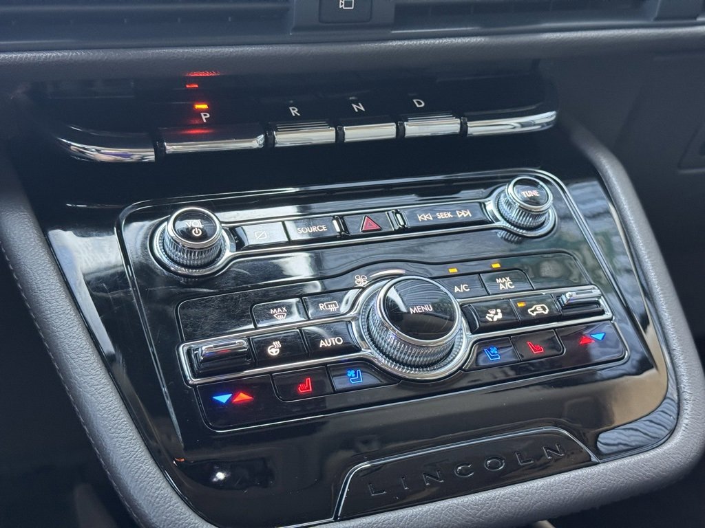 Used 2022 Lincoln Corsair Reserve w/ Equipment Group 201A image 15