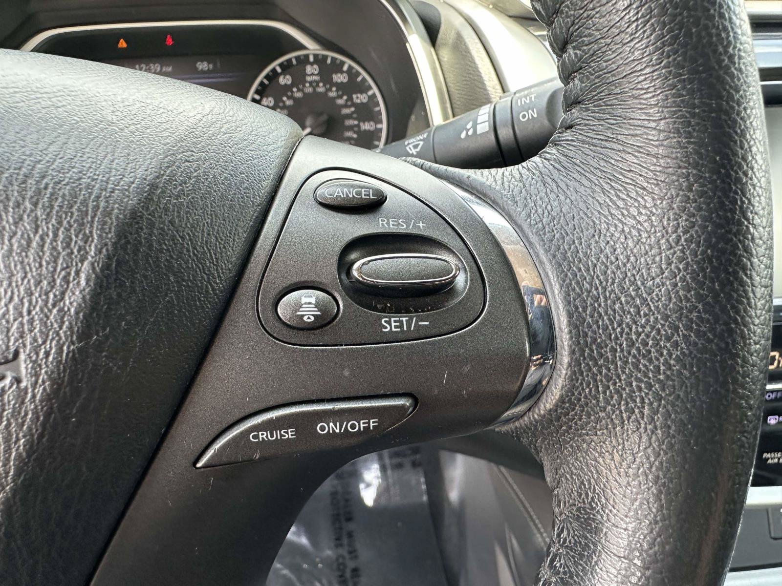 Used 2020 Nissan Murano SV AWD/4WD image 14