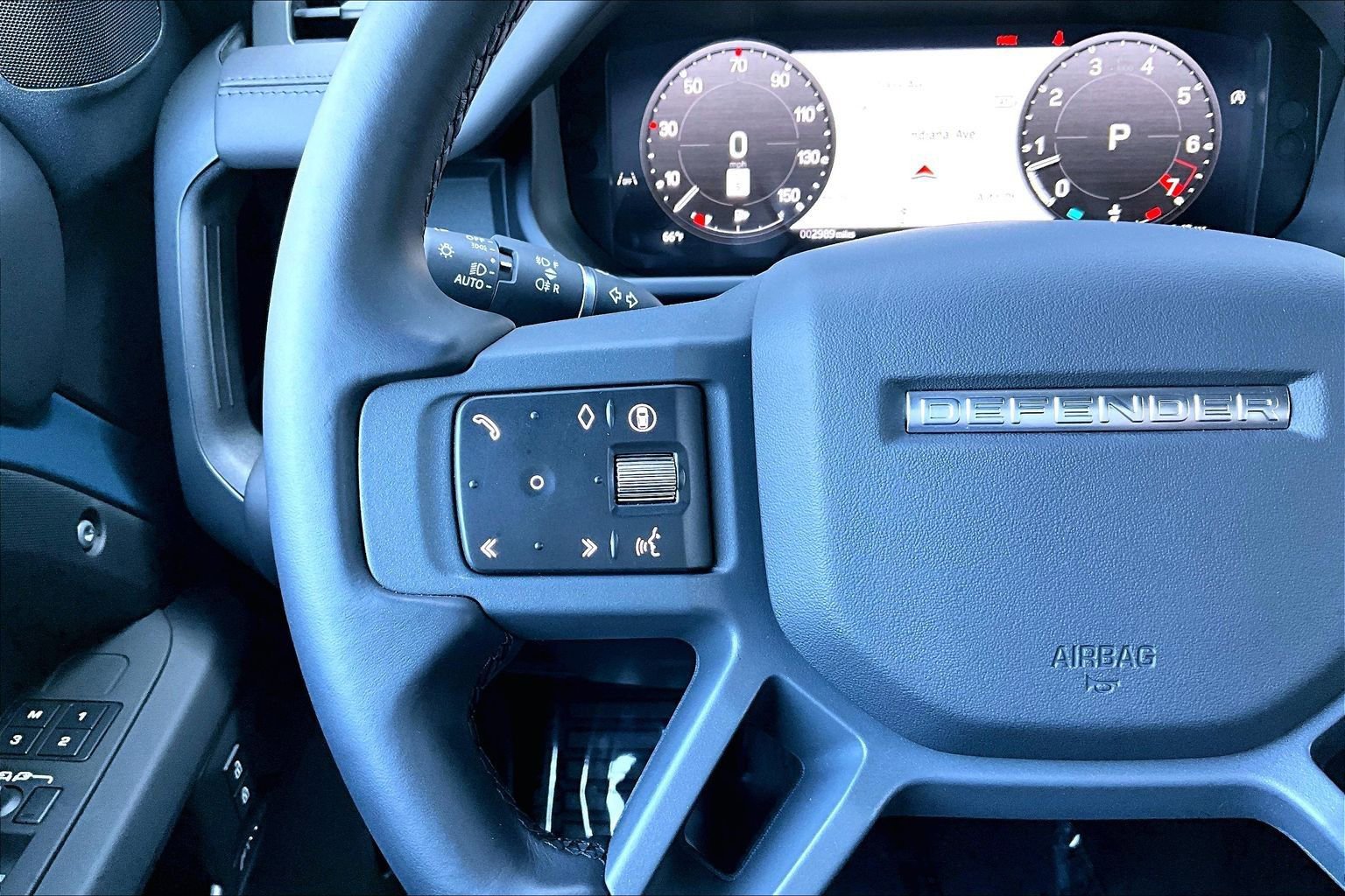 Certified 2025 Land Rover Defender 110 S AWD/4WD image 18