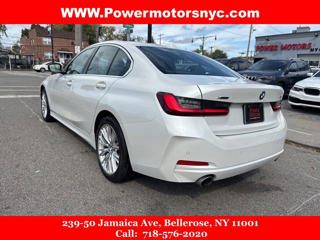 Used 2024 BMW 330i xDrive Sedan image 3