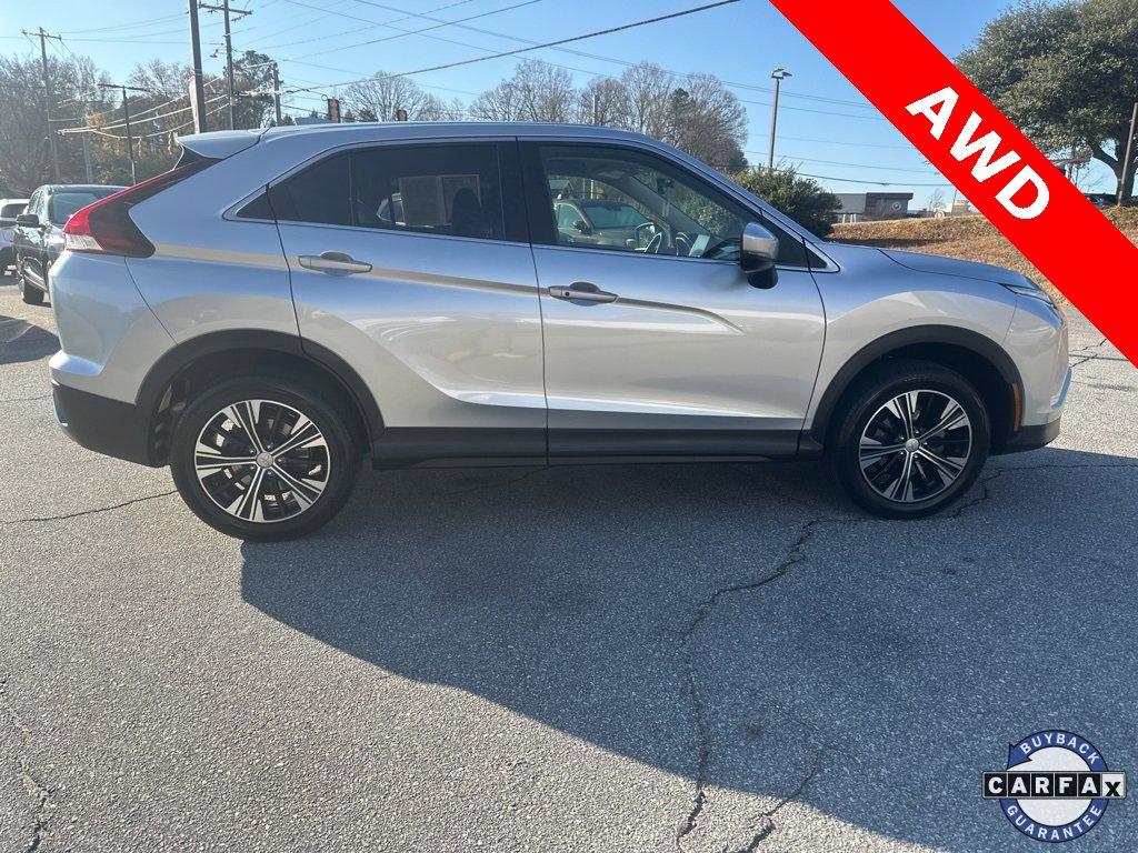 Used 2022 Mitsubishi Eclipse Cross SE image 2