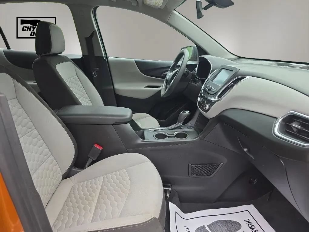Used 2018 Chevrolet Equinox LS AWD/4WD image 12