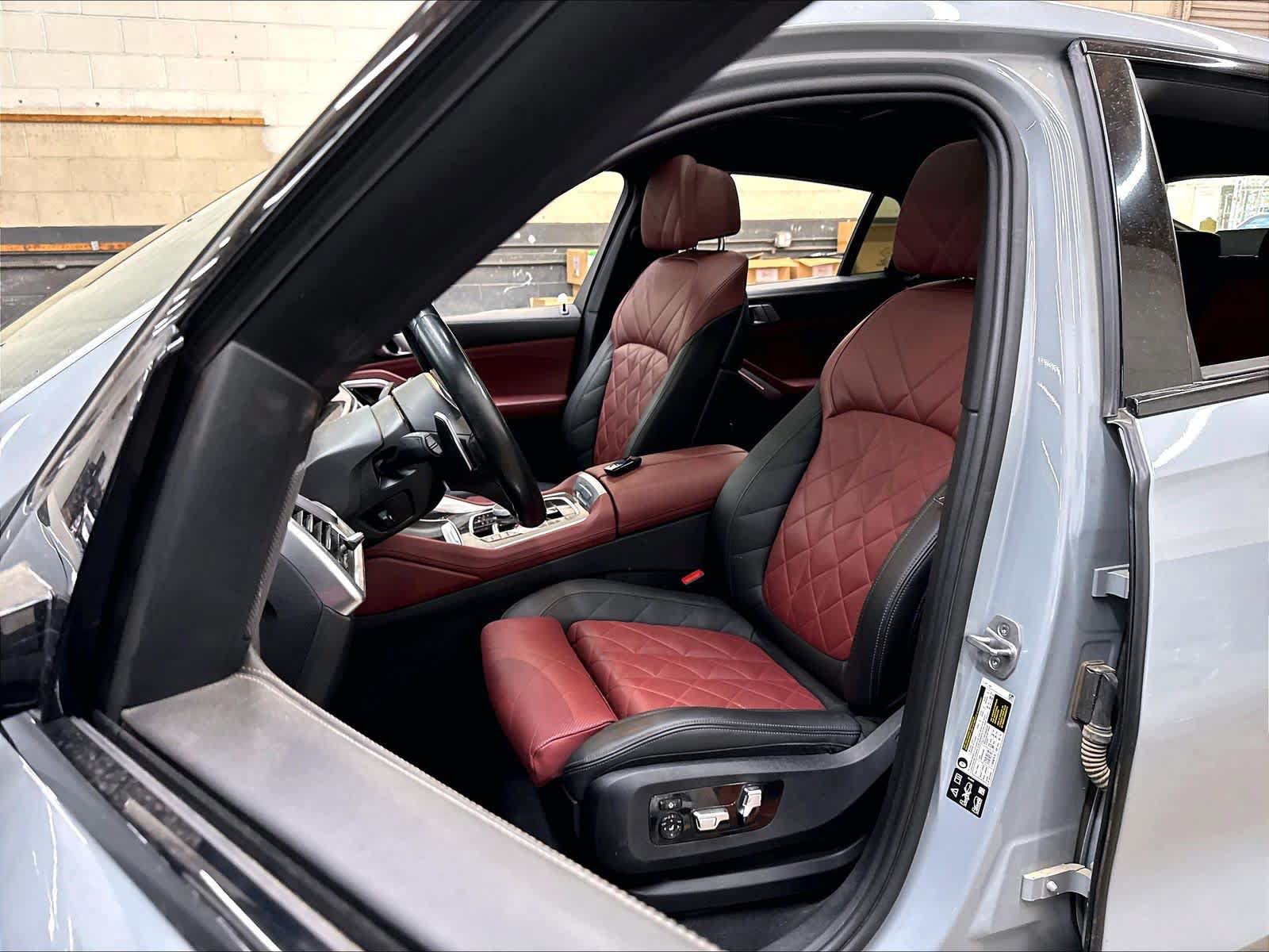 Used 2024 BMW X6 xDrive40i w/ Premium Package AWD/4WD image 27