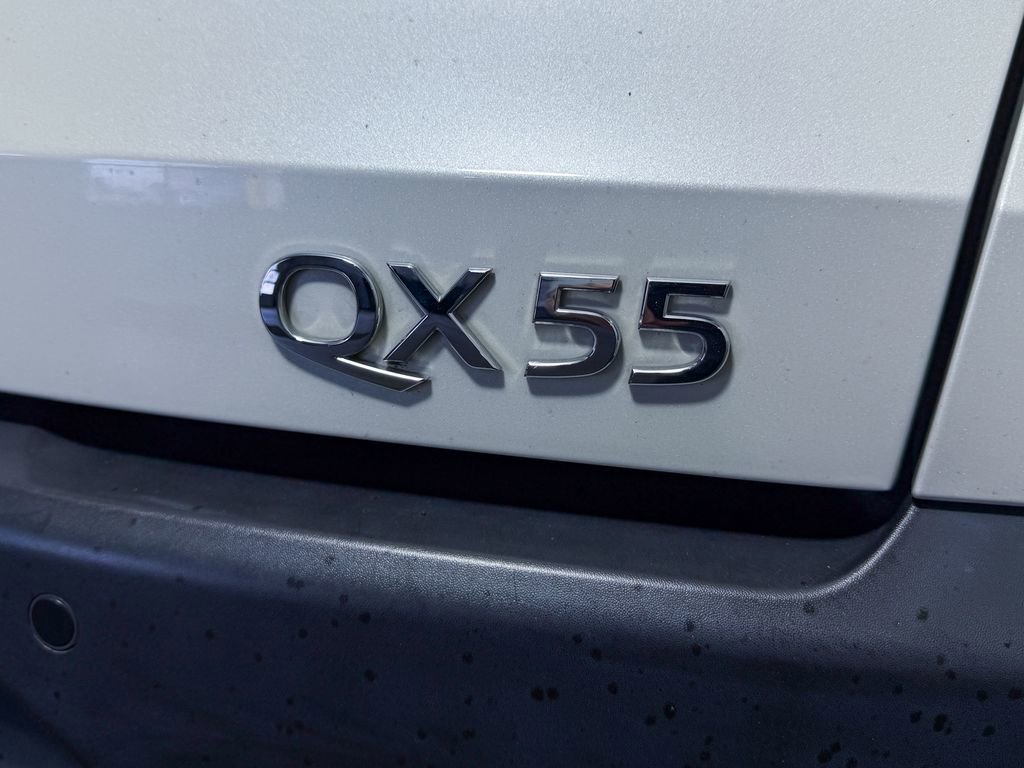 Used 2023 INFINITI QX55 Essential image 9