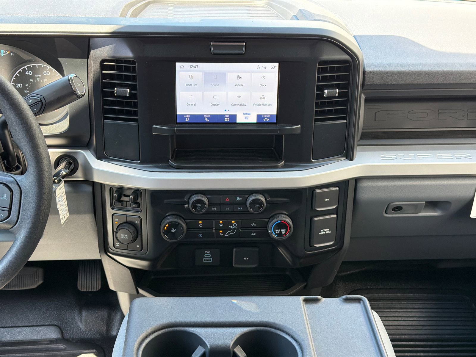 New 2026 Ford F250 XL w/ XL Chrome Package image 23