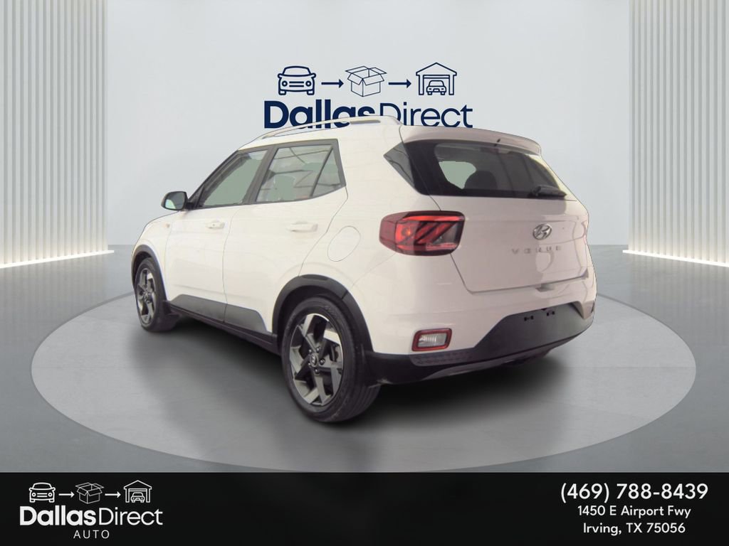 Used 2024 Hyundai Venue SEL image 9