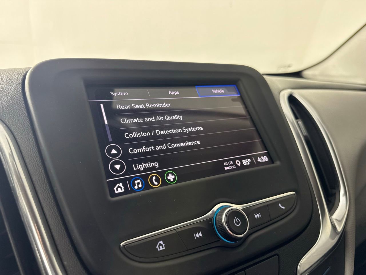 Used 2022 Chevrolet Equinox LS image 27