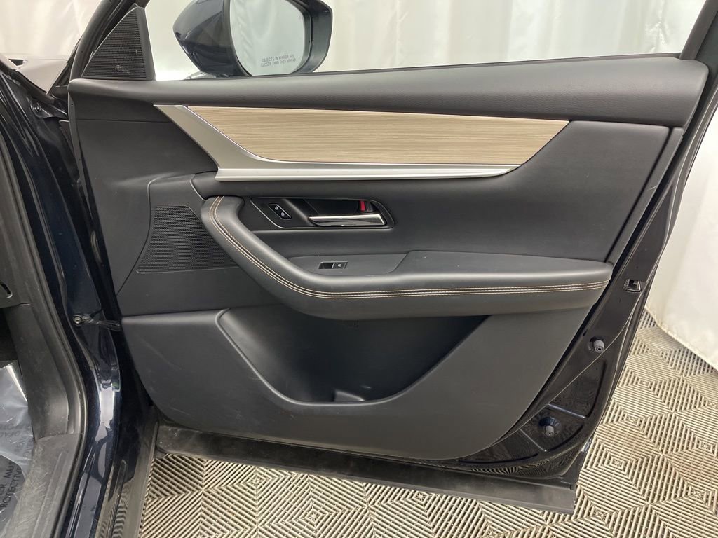 Used 2024 MAZDA CX-90 Plug-In Hybrid w/ Preferred image 31