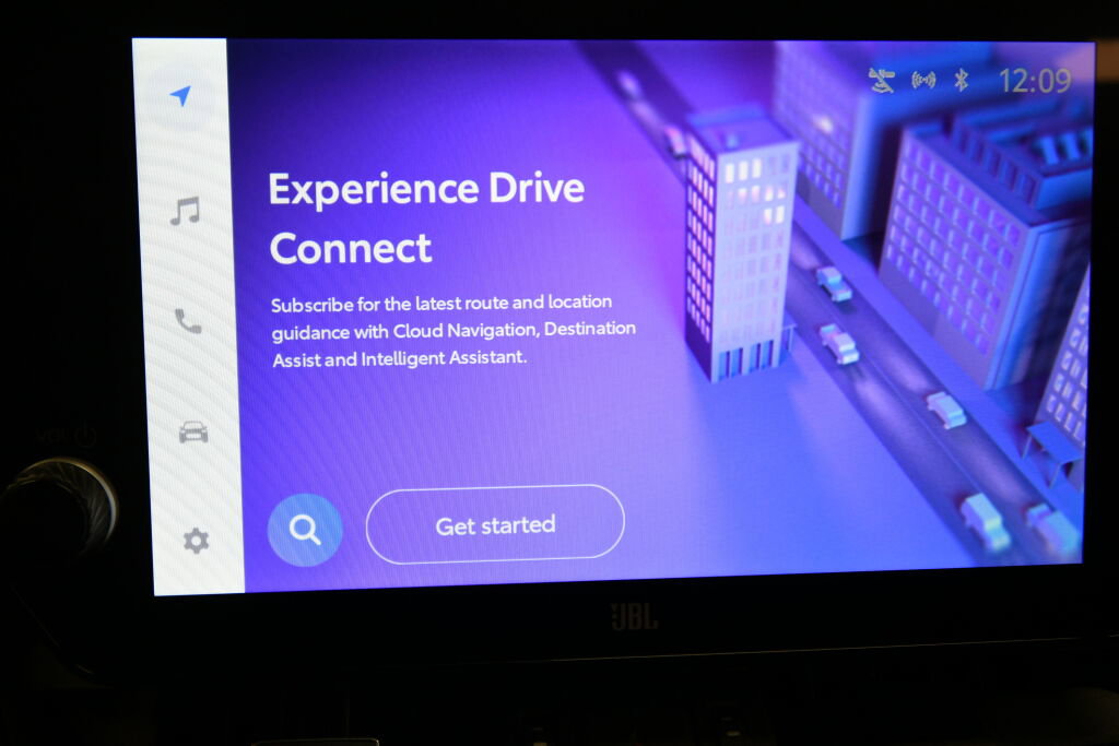 Used 2024 Toyota RAV4 XSE w/ Weather Package image 15