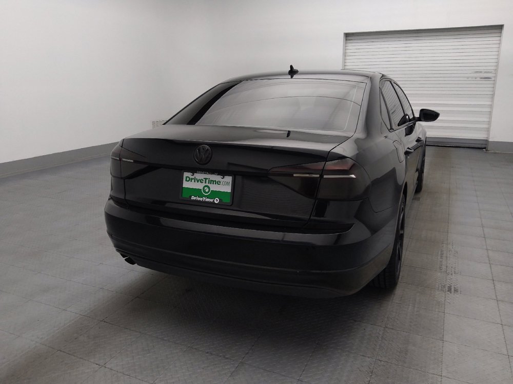 Used 2019 Volkswagen Passat 2.0T Wolfsburg w/ Wheels & Sunroof Package FWD image 7