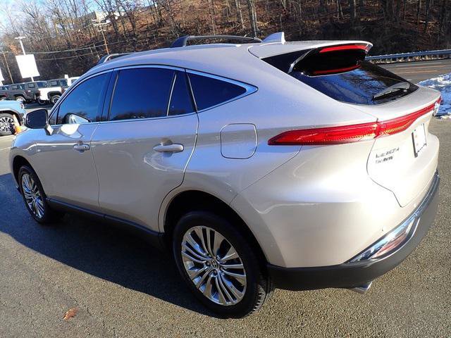 Certified 2023 Toyota Venza XLE image 8