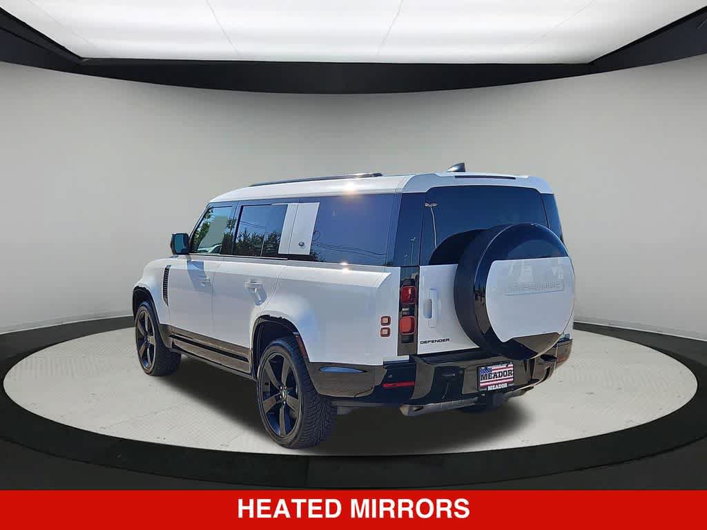 Used 2024 Land Rover Defender 130 X-Dynamic SE AWD/4WD image 5