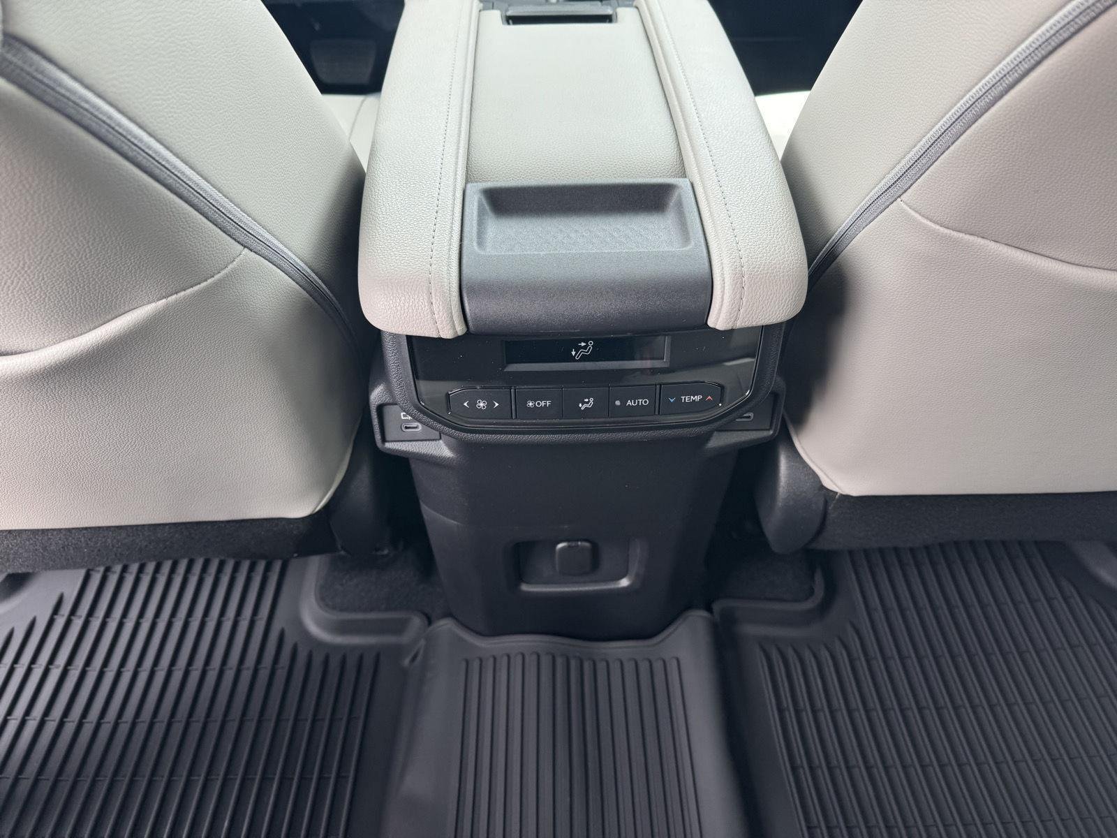 New 2026 Toyota Grand Highlander AWD image 27