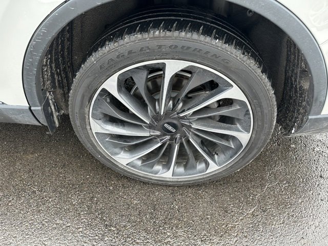 Used 2023 Lincoln Aviator Reserve w/ Equipment Group 201A image 11