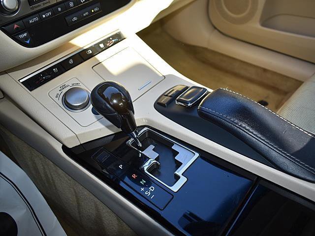 Used 2015 Lexus ES 350 w/ Luxury Package image 24