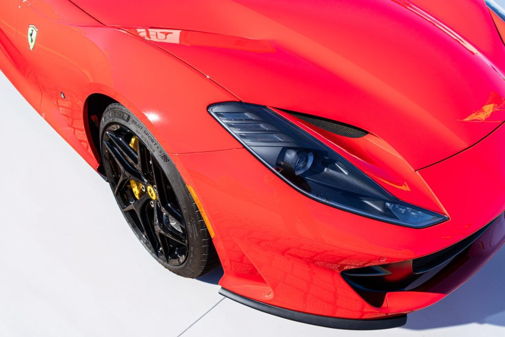 Certified 2018 Ferrari 812 Superfast RWD image 12