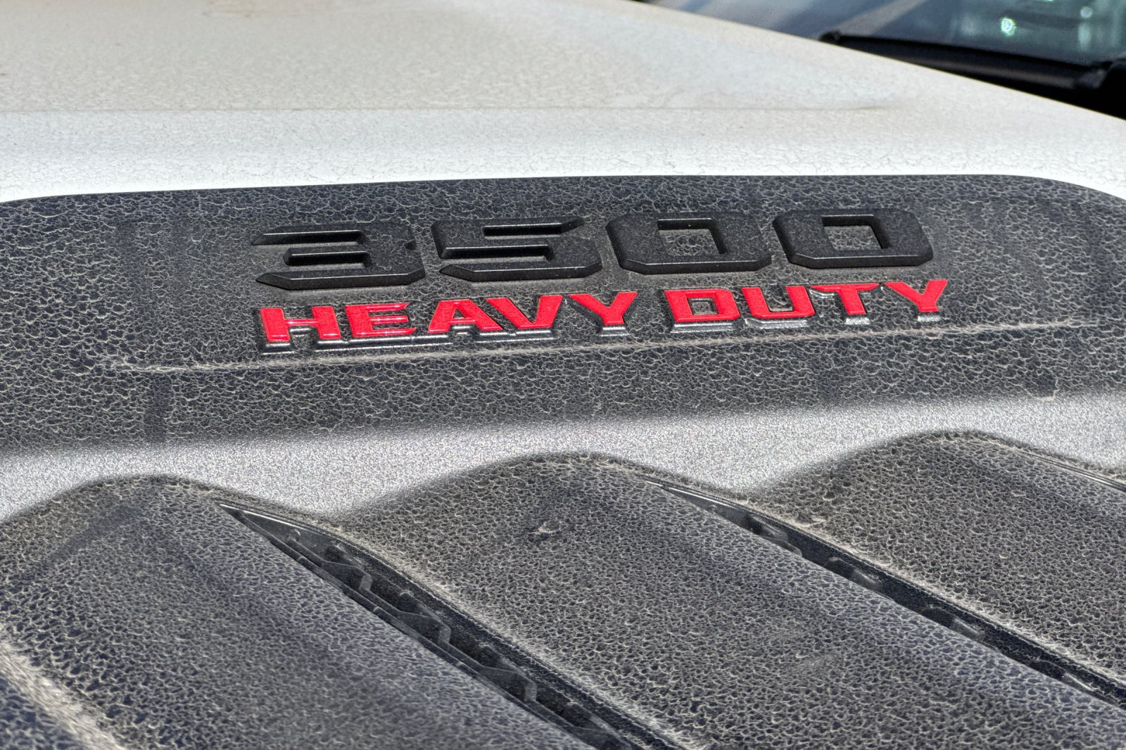 New 2026 RAM 3500 Laramie AWD/4WD image 25