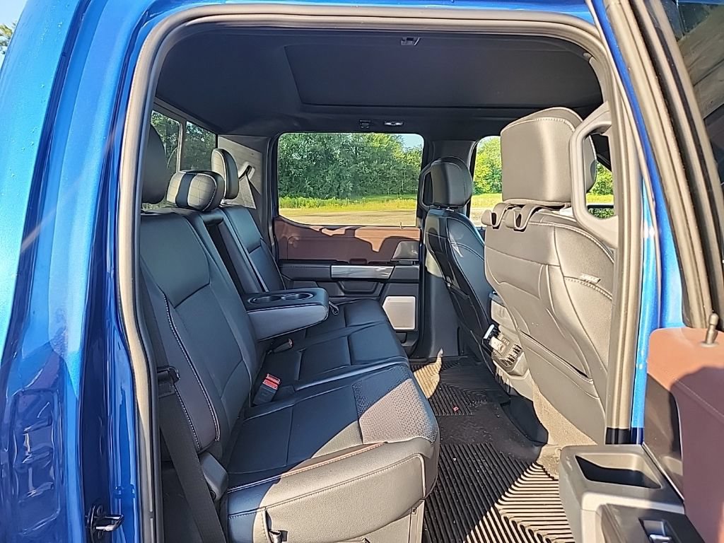 Used 2022 Ford F150 Lariat w/ Equipment Group 502A High AWD/4WD image 7