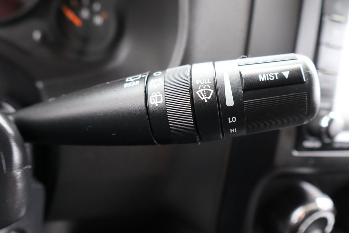 Used 2016 Jeep Patriot High Altitude image 32