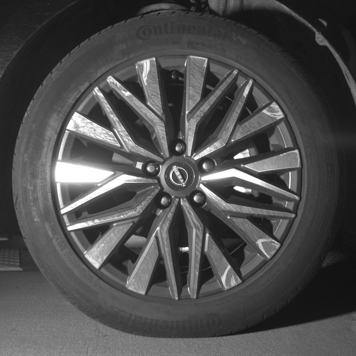 Used 2025 Nissan Altima 2.5 SV image 13