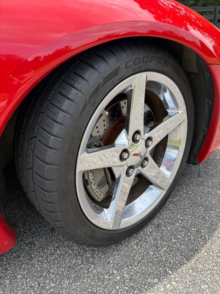 Used 2007 Chevrolet Corvette Convertible w/ Preferred Equipment Group RWD image 12