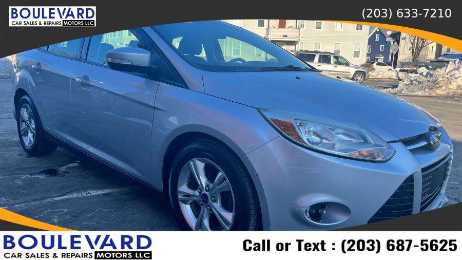 Used 2013 Ford Focus SE FWD image 2