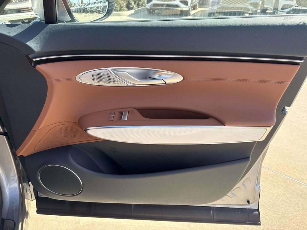 New 2026 Genesis GV70 2.5T Advanced image 16