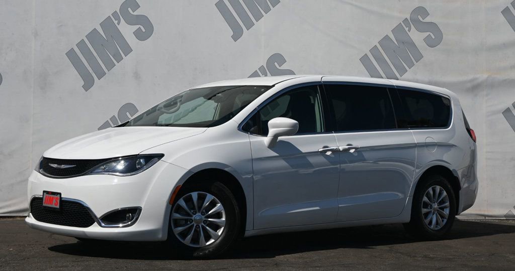 Used 2018 Chrysler Pacifica Touring Plus