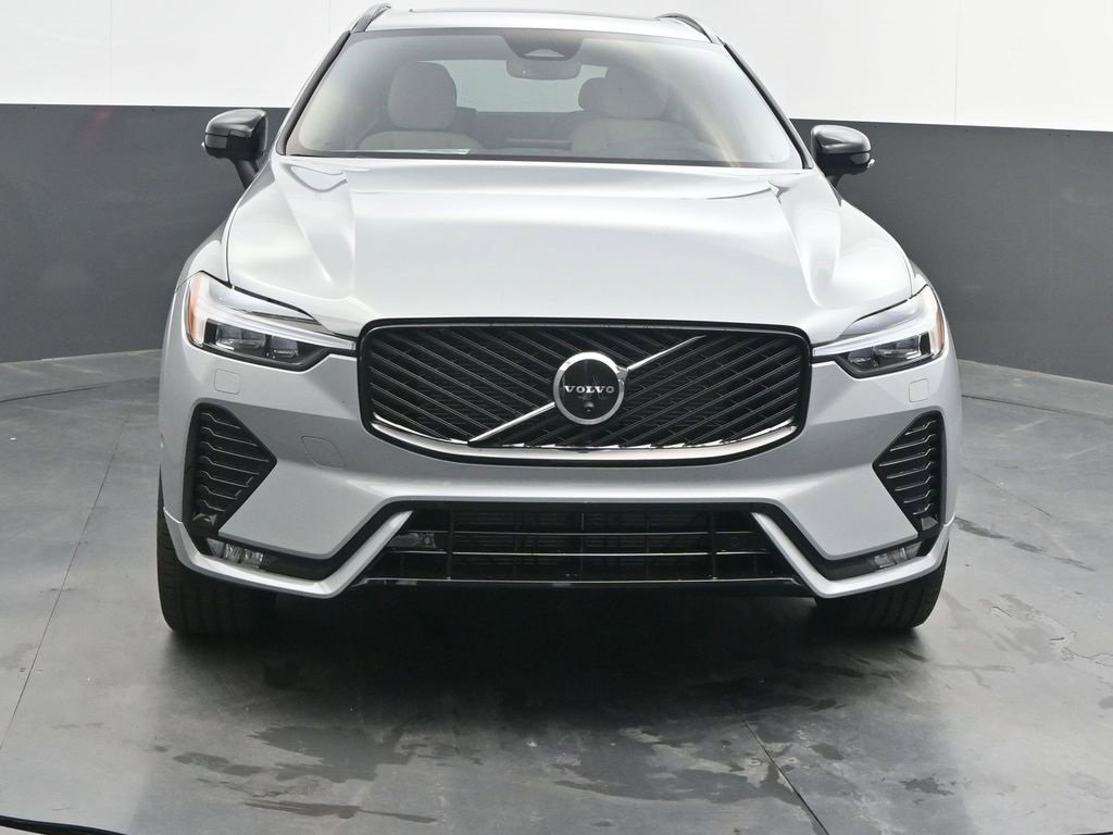 New 2026 Volvo XC60 B5 Plus w/ Protection Package Premier image 2