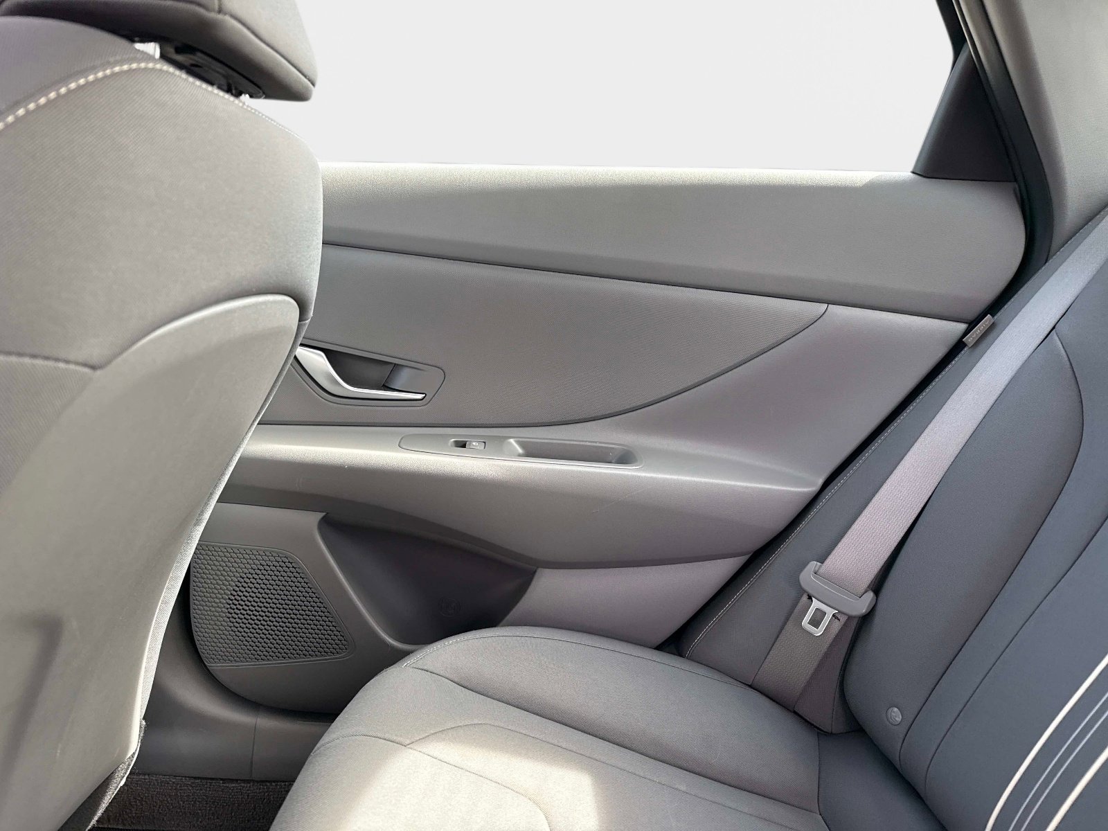 Used 2024 Hyundai Elantra SEL image 15