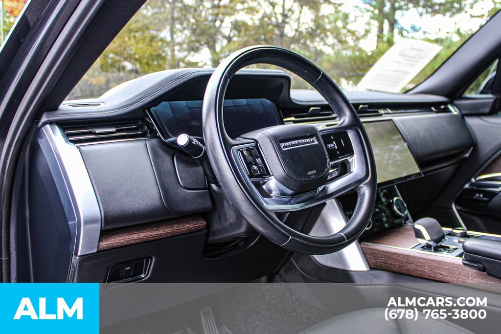 Used 2023 Land Rover Range Rover SE image 23