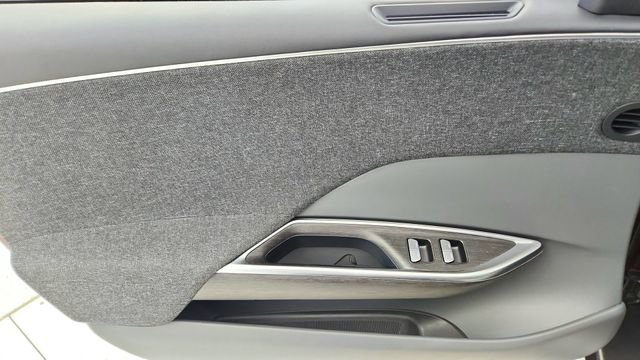 Used 2024 Lucid Air Pure RWD image 34