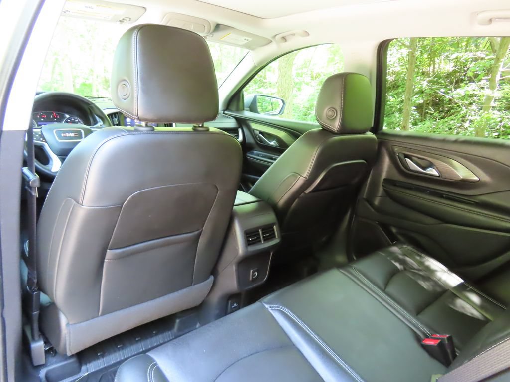 Used 2024 GMC Terrain SLT w/ Infotainment Package II AWD/4WD image 29