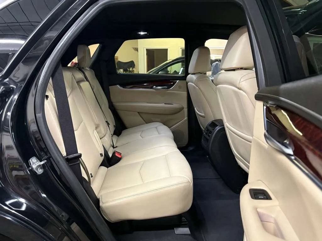 Used 2019 Cadillac XT5 Luxury AWD/4WD image 23