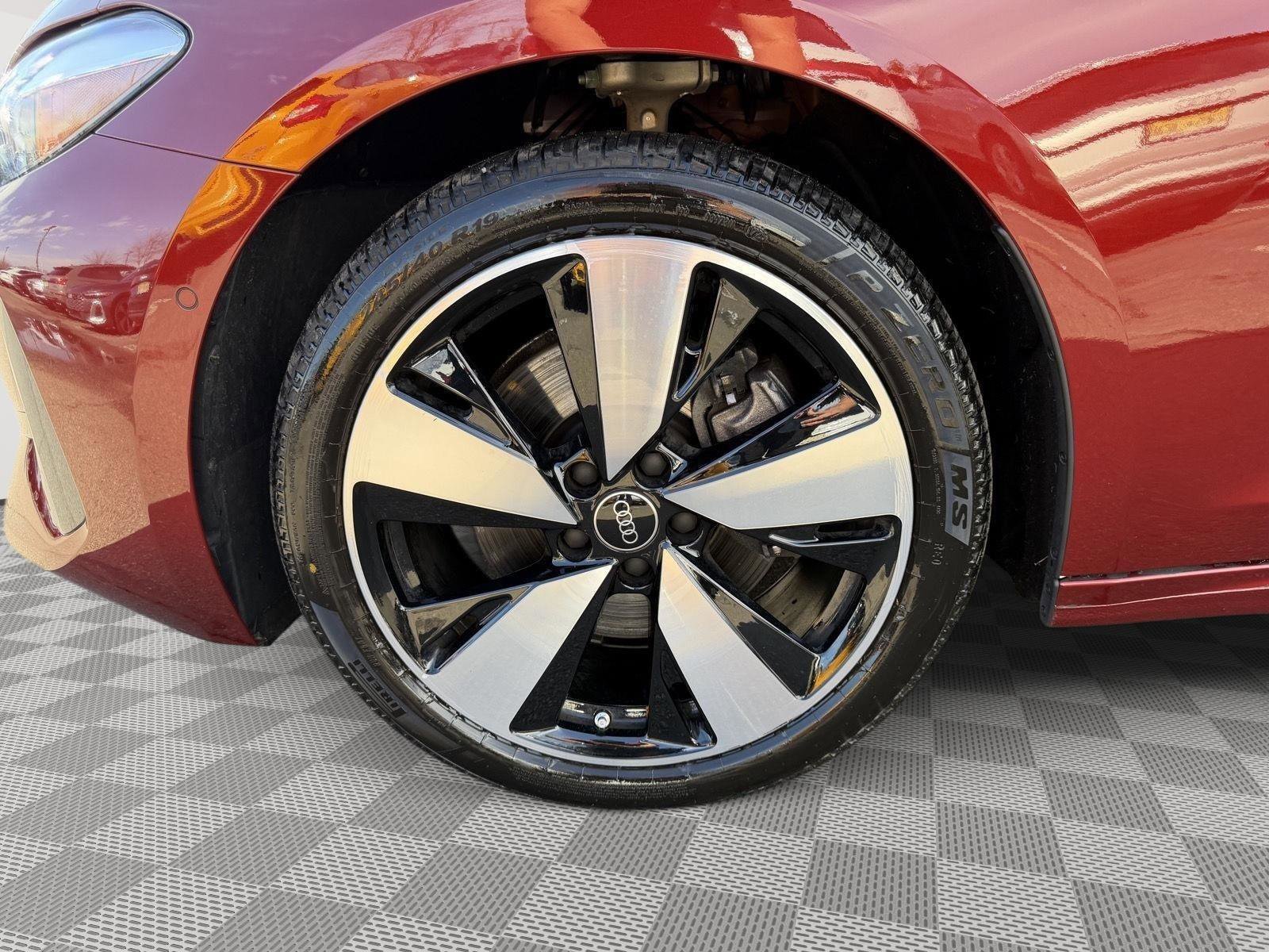 Used 2025 Audi A5 2.0T Premium w/ Convenience Package image 8