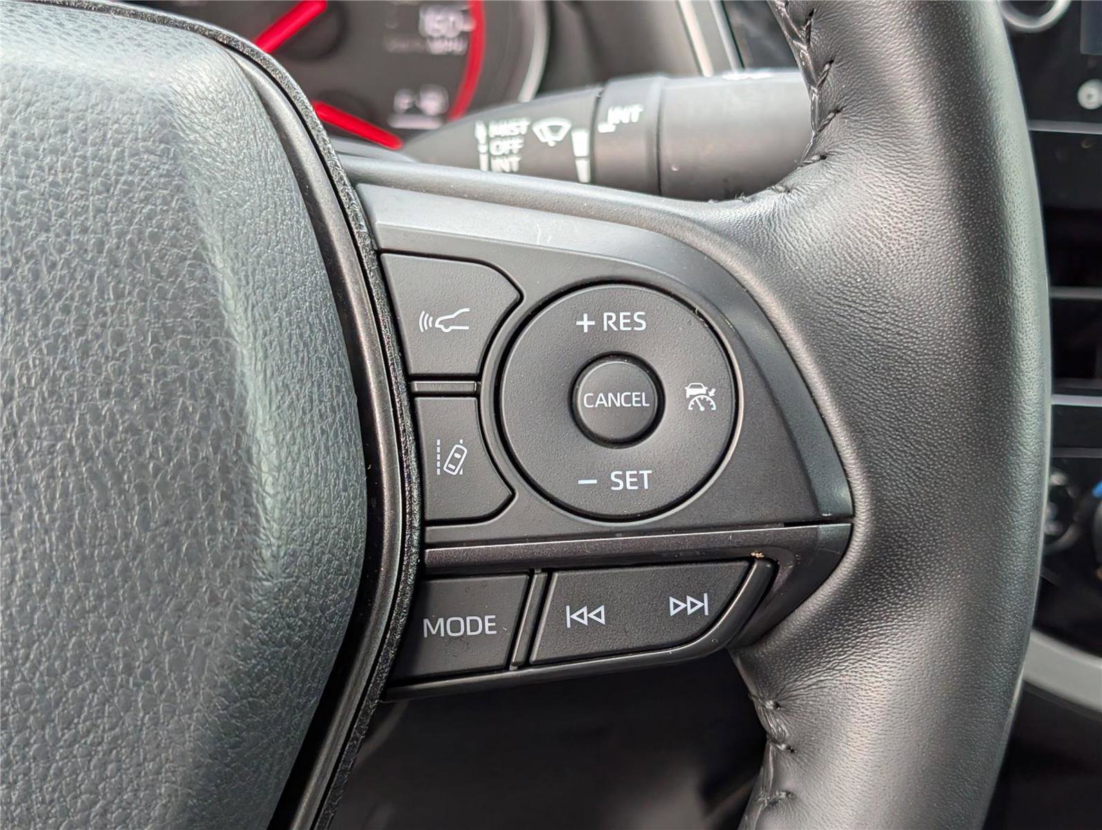 Used 2023 Toyota Camry XSE image 23