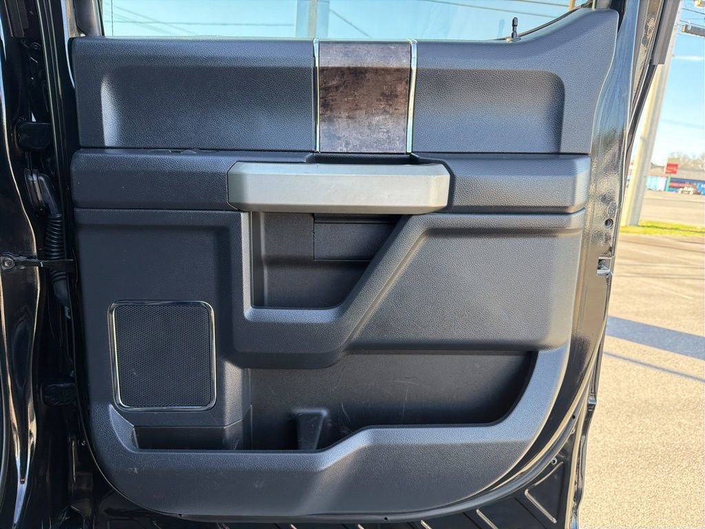 Used 2022 Ford F350 Lariat w/ Lariat Ultimate Package AWD/4WD image 18