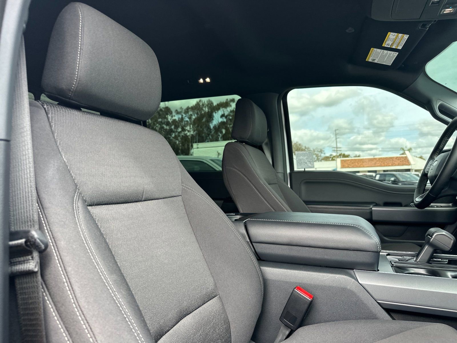 Used 2025 Ford F150 XLT w/ Equipment Group 302A MID image 19