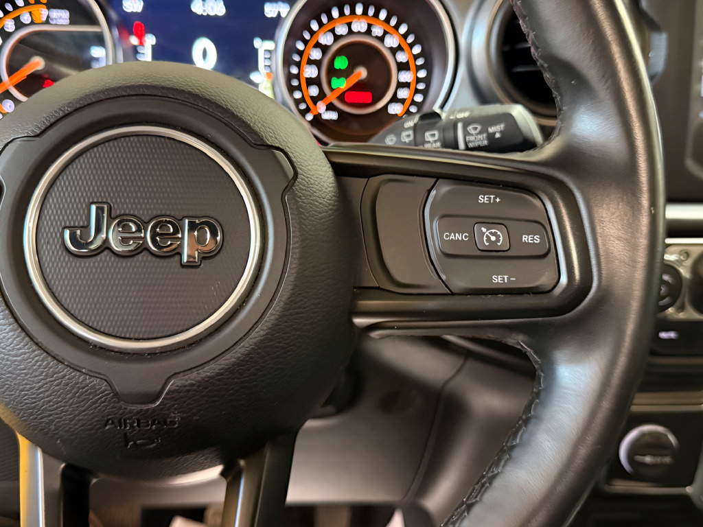 Used 2021 Jeep Wrangler Unlimited Sport AWD/4WD image 25