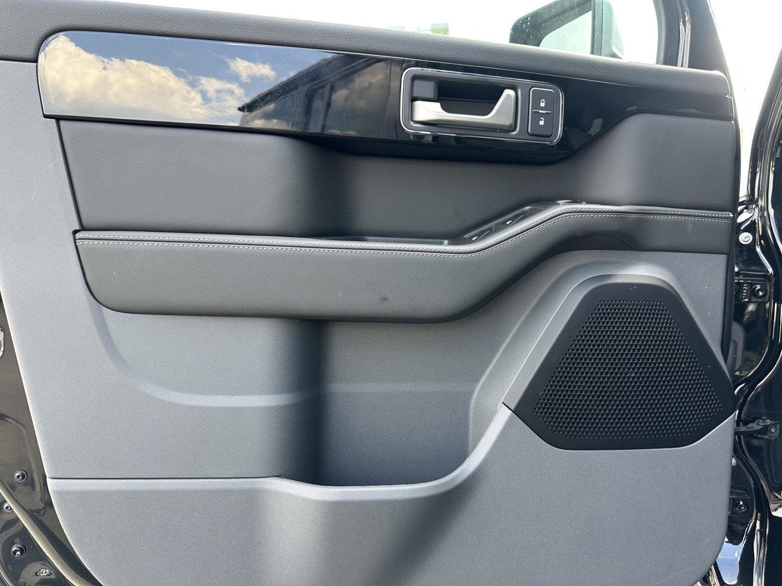 New 2026 INEOS Grenadier Station Wagon AWD/4WD image 11