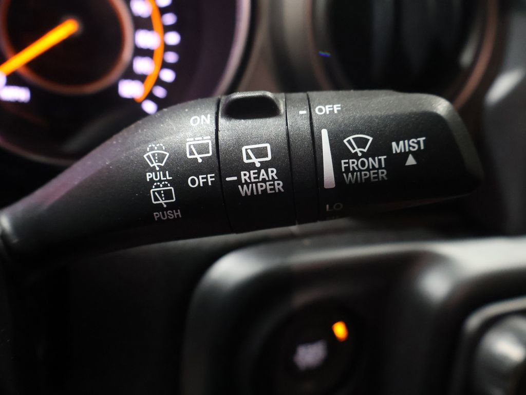 Used 2022 Jeep Wrangler Sport image 33