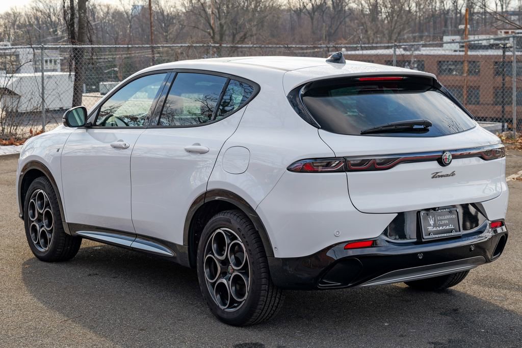 New 2024 Alfa Romeo Tonale Ti image 5