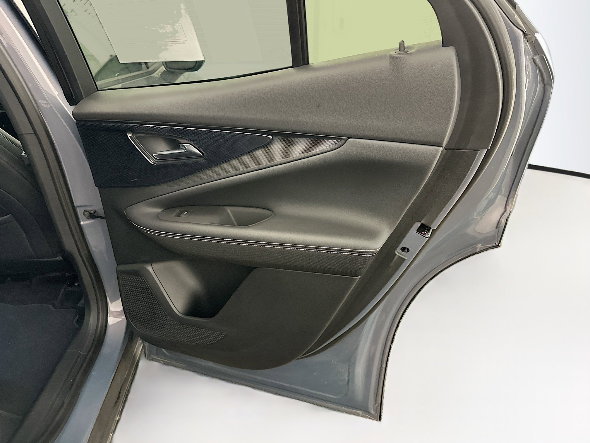 Used 2024 Chevrolet Blazer EV LT image 33