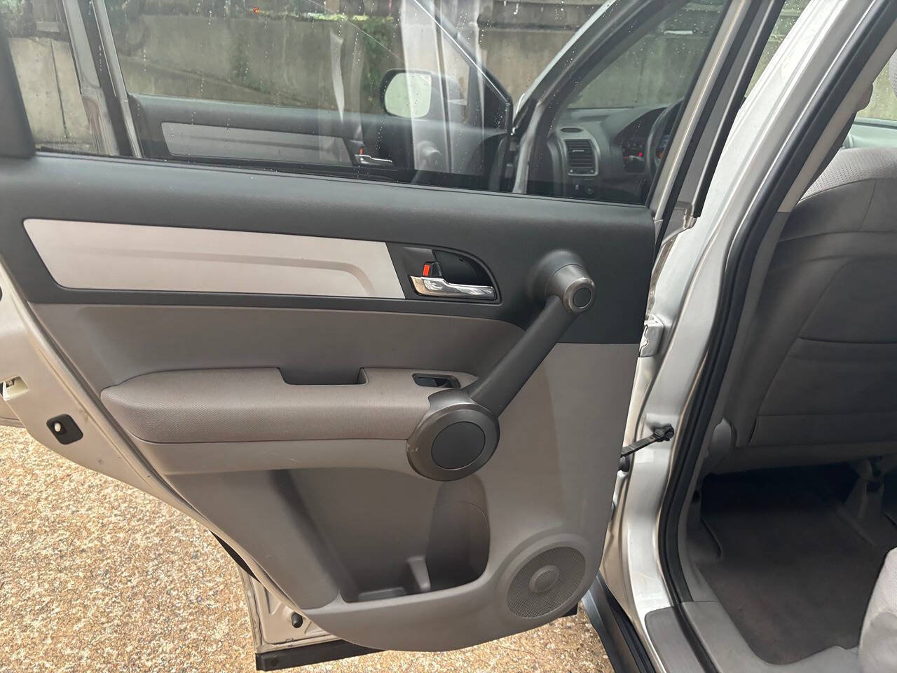 Used 2011 Honda CR-V SE image 18