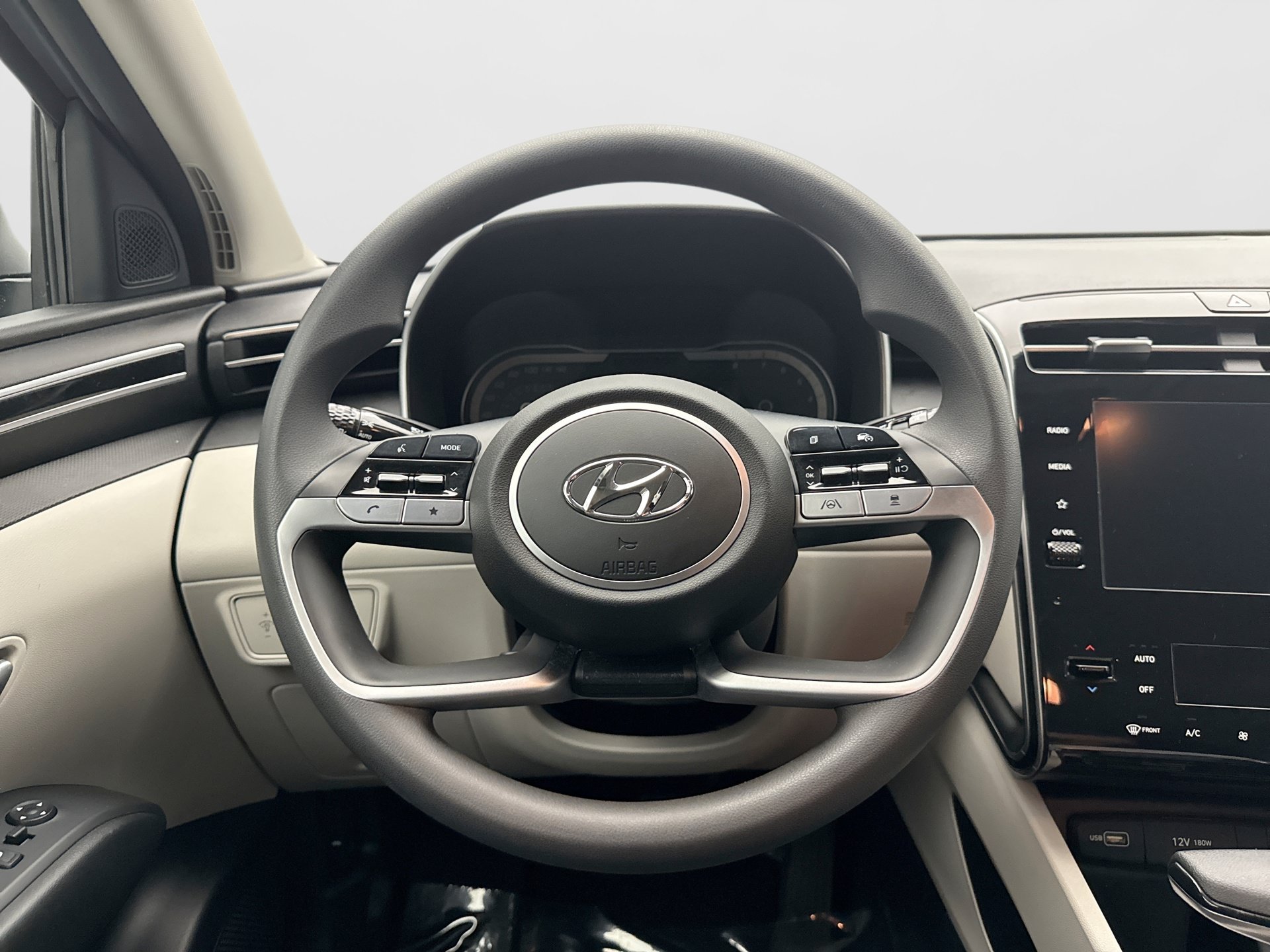 Used 2024 Hyundai Tucson SEL AWD/4WD image 12