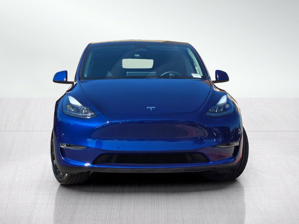 Used 2023 Tesla Model Y 2WD image 3