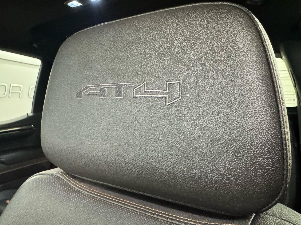 Used 2022 GMC Sierra 1500 AT4 w/ AT4 Premium Package AWD/4WD image 18
